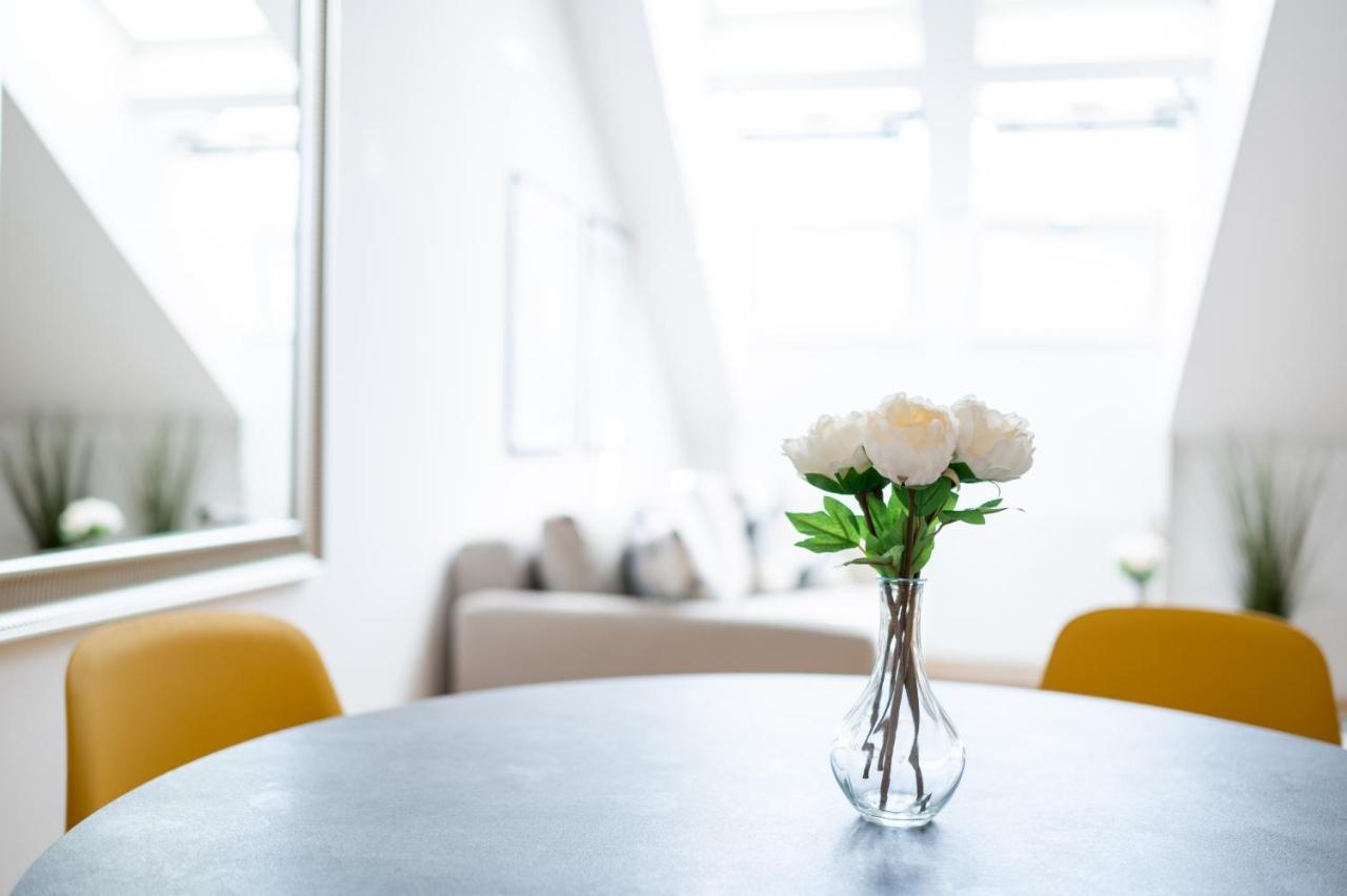 Beautiful apartment in Vienna's Heart 15 Exterior foto